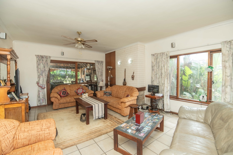 4 Bedroom Property for Sale in Bluewater Bay Eastern Cape